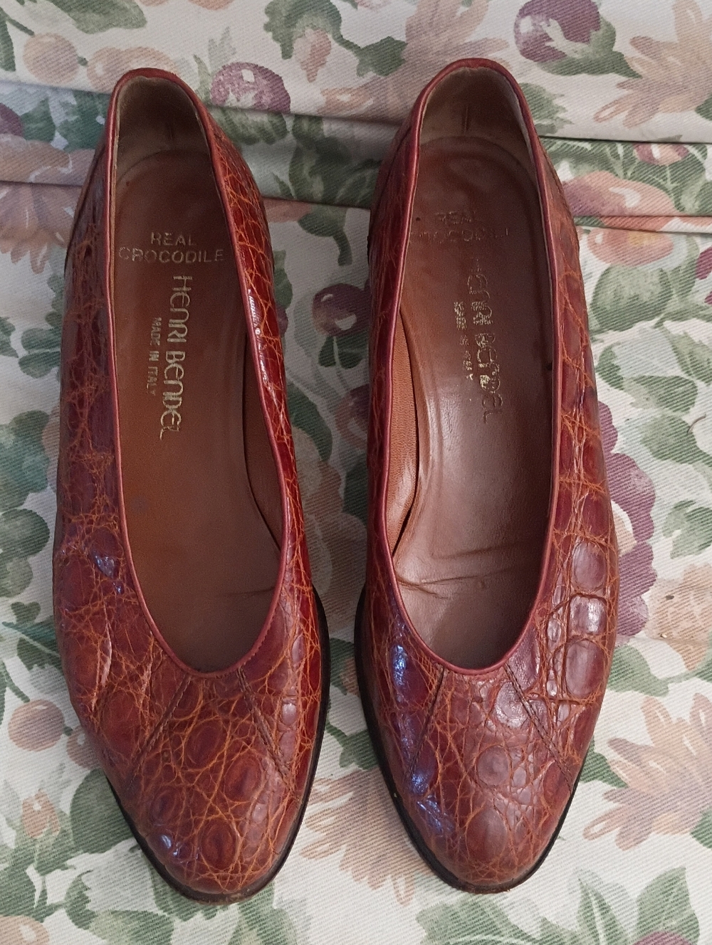 ❤️HENRI BENDEL ITALY REAL CROCODILE FLATS SHOES SZ 38 8 - Picture 2 of 6
